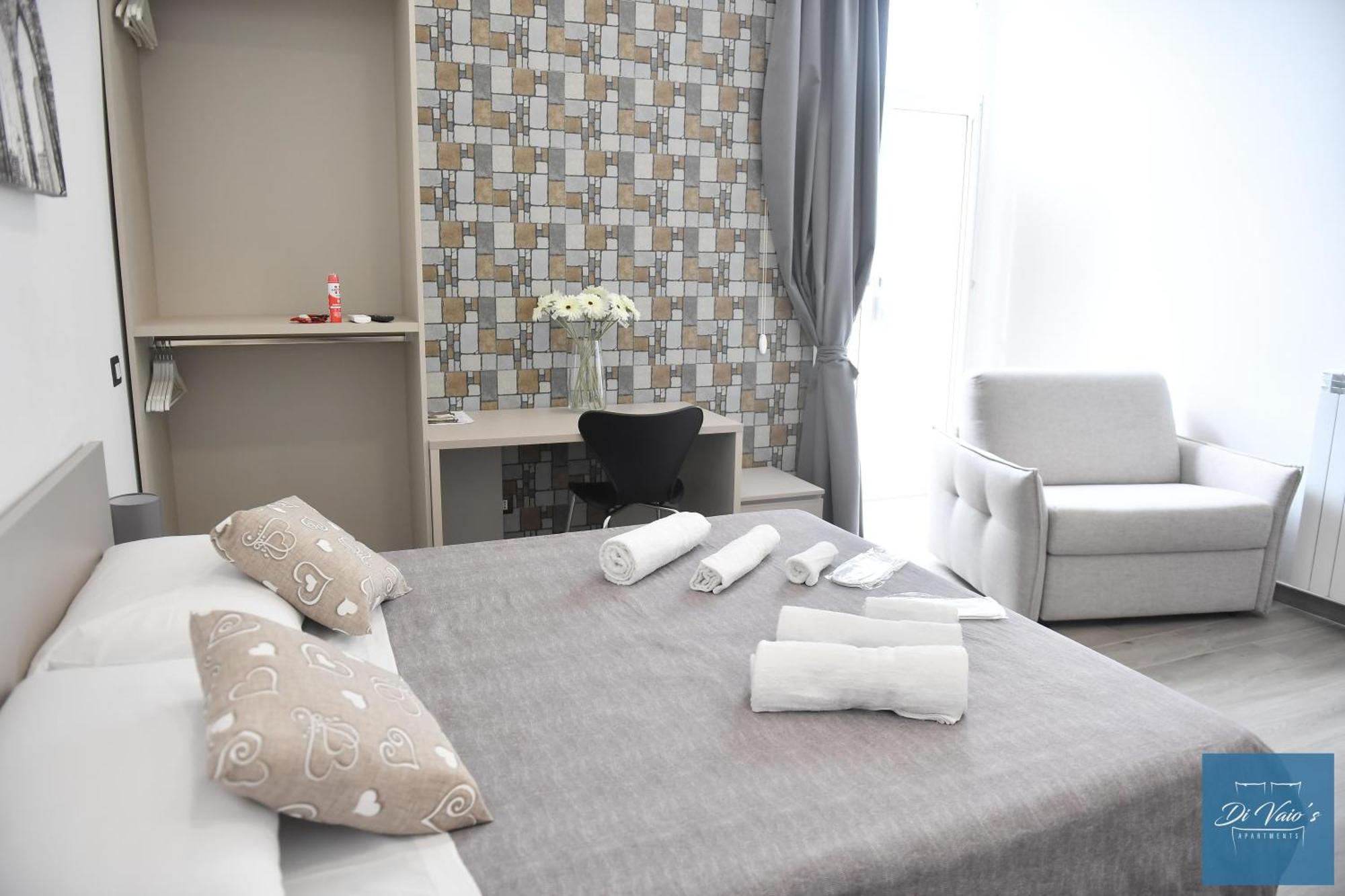 Di Vaio'S Apartments Napoli Ngoại thất bức ảnh